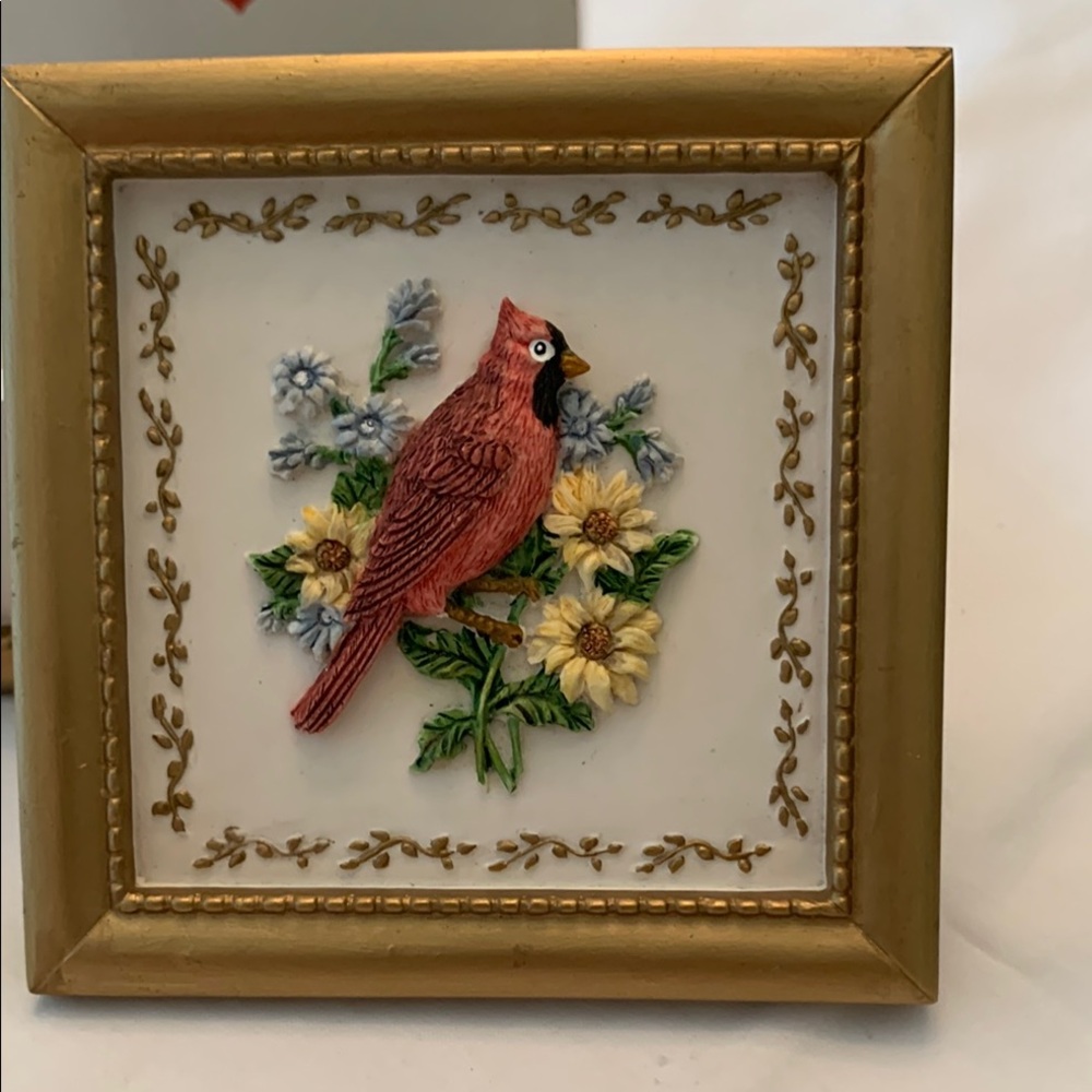 Cardinal Trinket Box - Picture 2 of 4